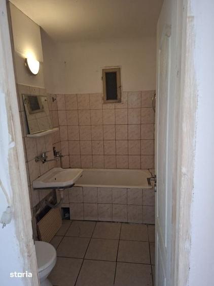 Apartament cu 4 camere decomandat în 1 Mai