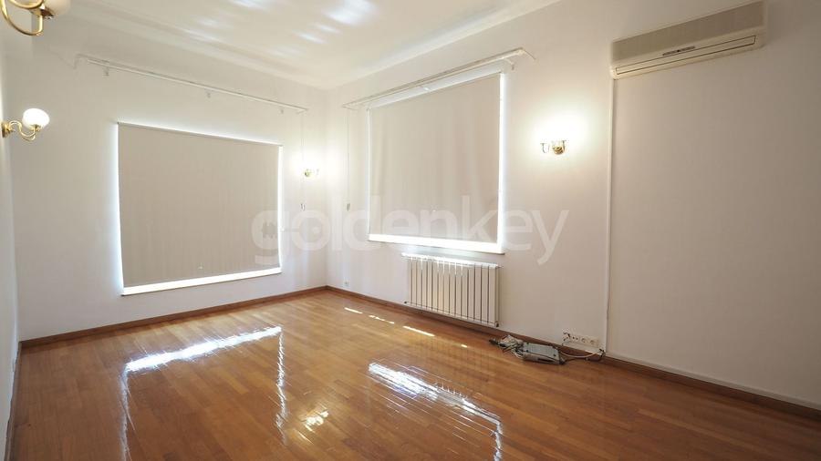 Casă individuală cu 12 camere cu Piscina în Pipera