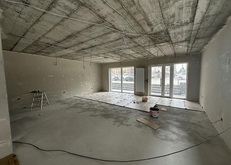 Spațiu comercial, de 540 mp, în Chiajna