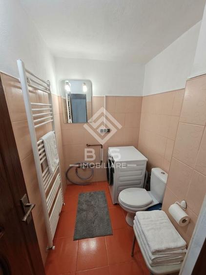 Apartament cu 4 camere decomandat în Independenței