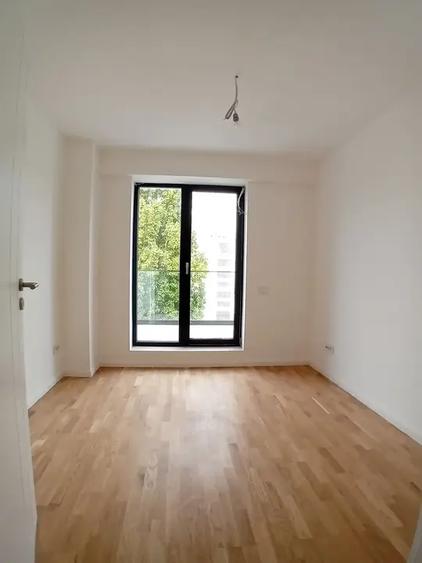 Apartament cu 4 camere decomandat în Unirii