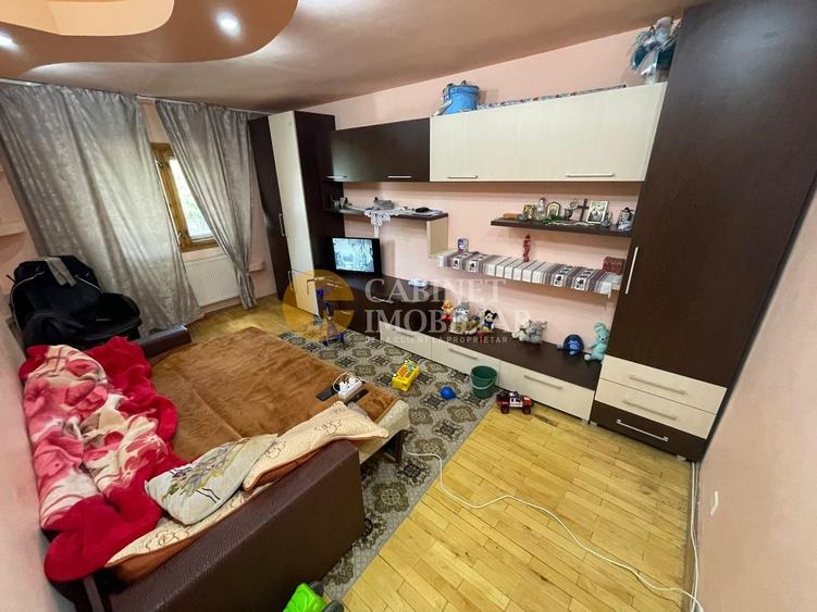 Apartament cu 2 camere decomandat, mobilat în Dacia