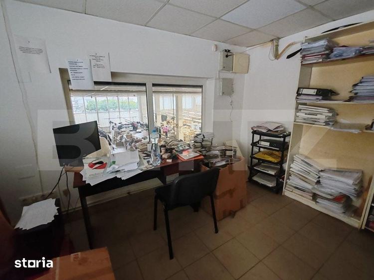 Spațiu comercial, de 400 mp, în Jibou