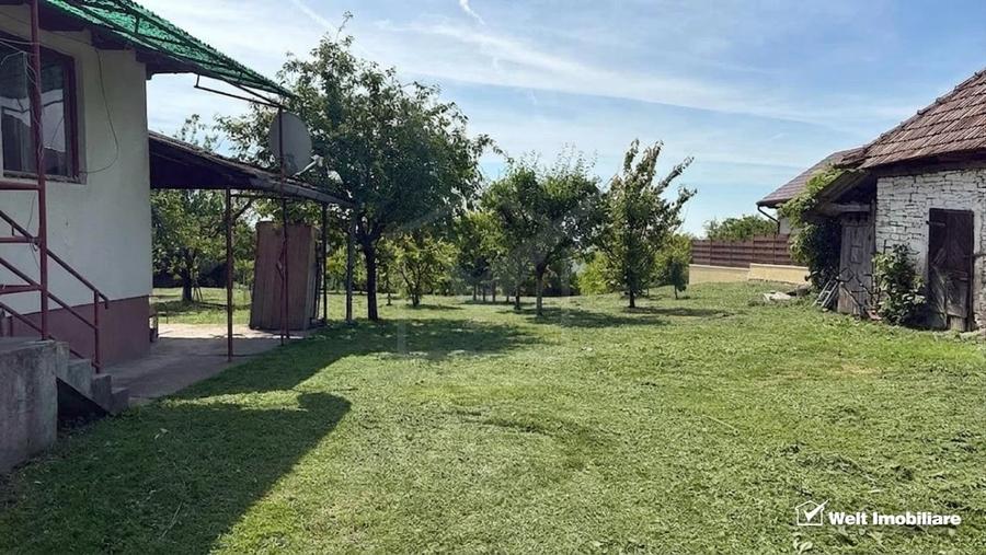 Casă individuală cu 2 camere cu Teren 770 Mp în Aiton