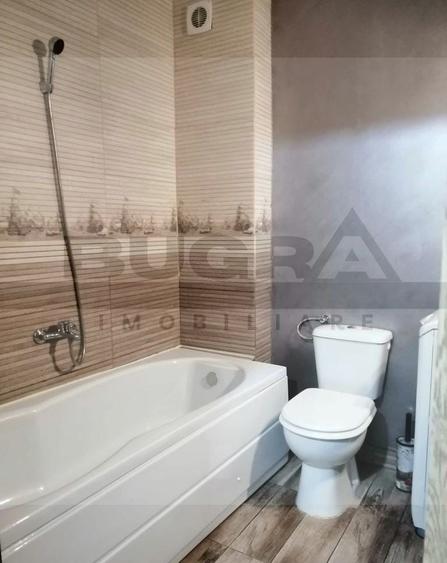 Apartament cu 2 camere semidecomandat, mobilat în Baciu