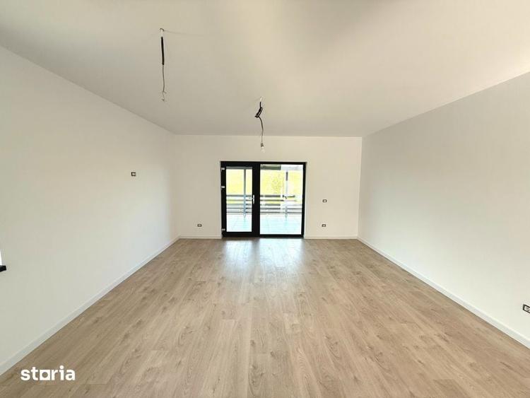 Casă cu 4 camere decomandat cu Teren 600 Mp în Rediu