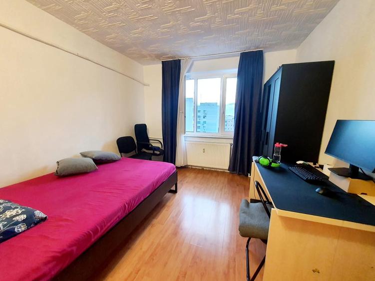 Apartament cu 2 camere decomandat în Titan