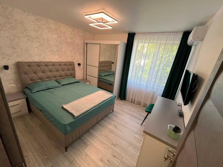 Apartament cu 3 camere decomandat în Ultracentral