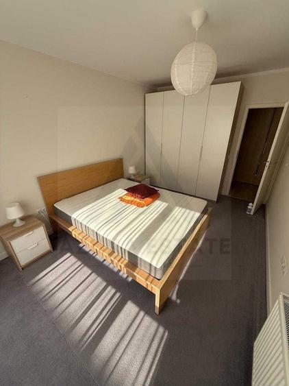 Apartament cu 2 camere semidecomandat, mobilat în Țiglari