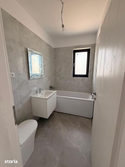 Casă cu 4 camere cu Teren 353 Mp în Berceni