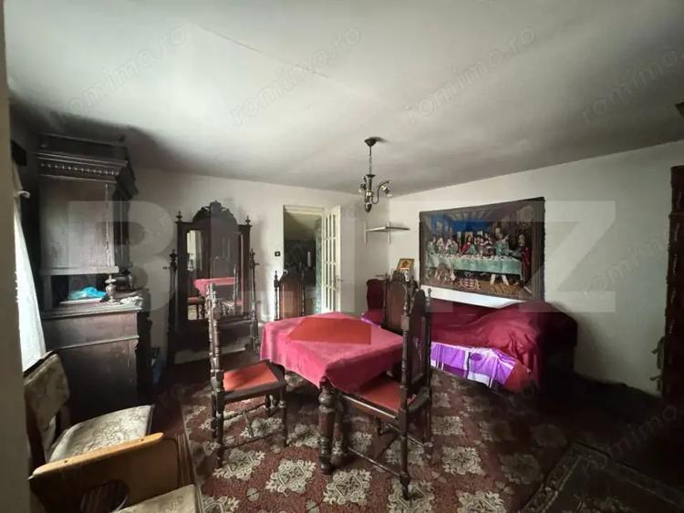 Casă cu 3 camere cu Teren 3340 Mp în Central