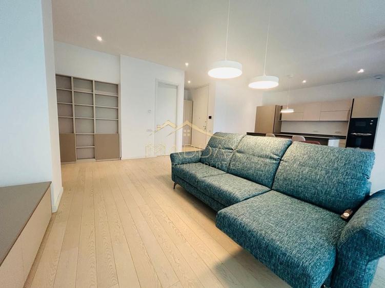 Apartament cu 4 camere decomandat, mobilat în Herăstrău — fotografia 2