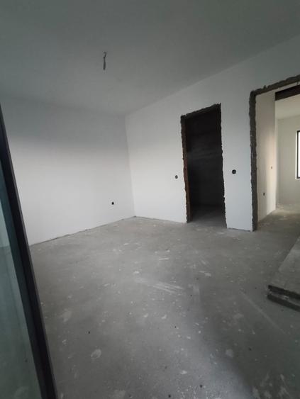Casă individuală cu 4 camere cu Teren 484 Mp în Bâcu