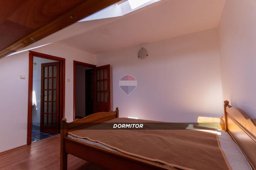 Apartament cu 6 camere decomandat, mobilat în Central