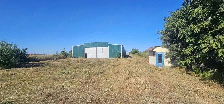 Spațiu comercial, de 1,553 mp, în Vânători