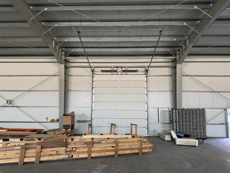 Spațiu industrial, de 850 mp, în Exterior Vest