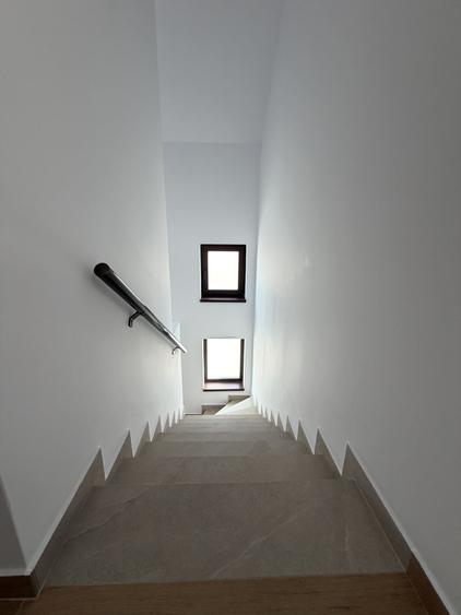 Duplex cu 4 camere cu Canalizare în Covaci