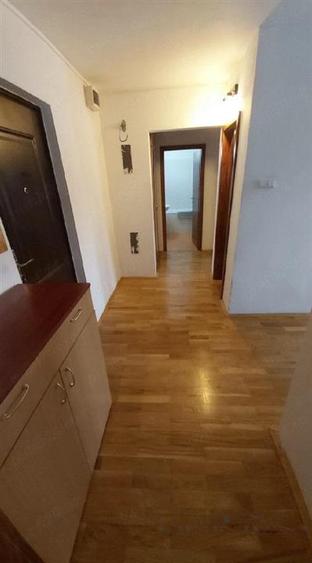 Apartament cu 2 camere decomandat, mobilat în Steaua