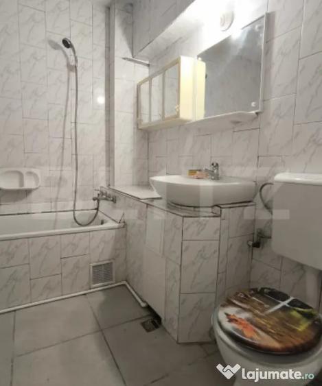 Apartament cu 4 camere decomandat în Burdujeni