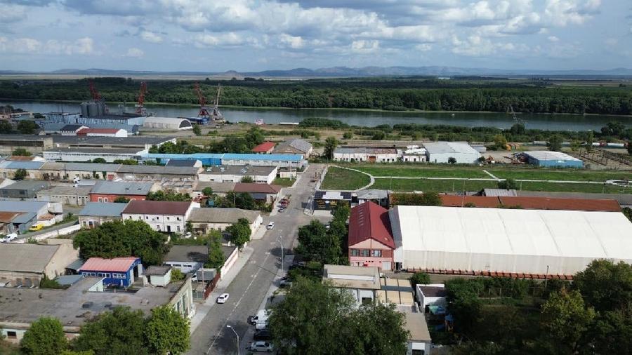 Spațiu industrial, de 800 mp, în Central