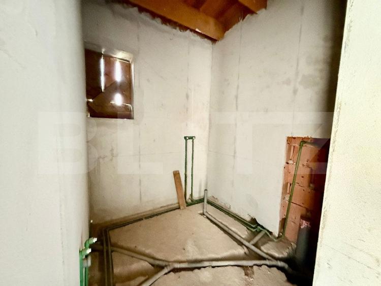 Casă individuală cu 3 camere cu Canalizare în Ciugud