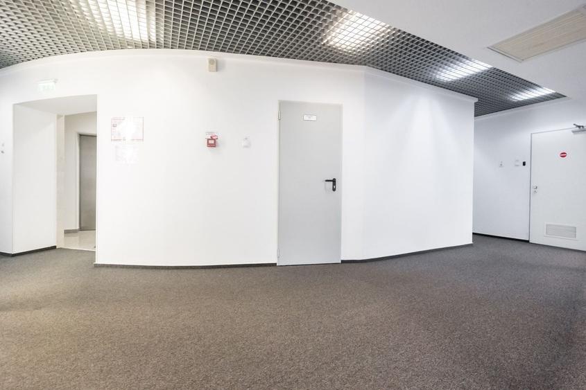 Birou, de 7,300 mp, în Alba Iulia