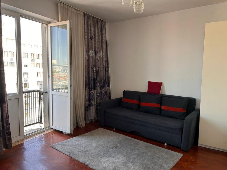 Apartament cu 2 camere circular în Universitate