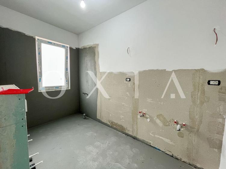 Duplex cu 5 camere cu Canalizare în Săcălaz
