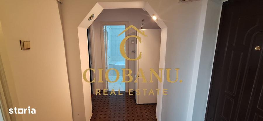 Apartament cu 2 camere decomandat în Calea București