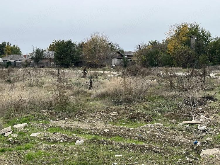 Teren de 2500 mp, în Mircea-Vodă