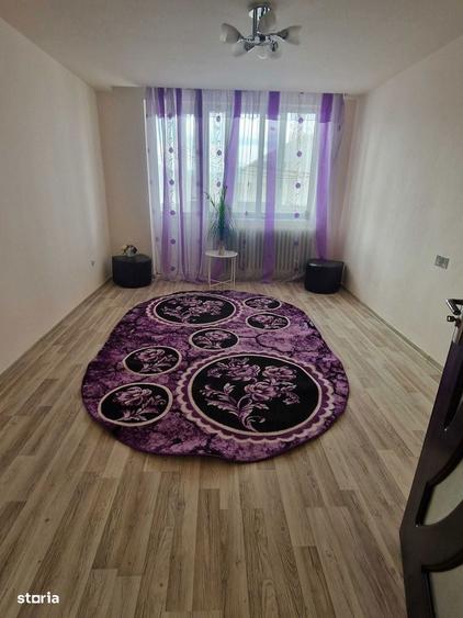Apartament cu 2 camere decomandat în Decebal