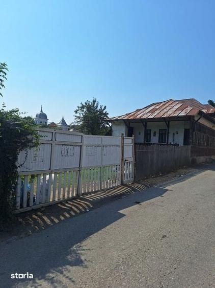 Teren de 50 mp, în Central