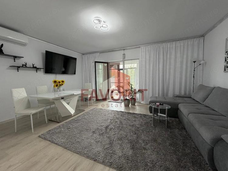 Casă cu 5 camere cu Teren 250 Mp în Utvin