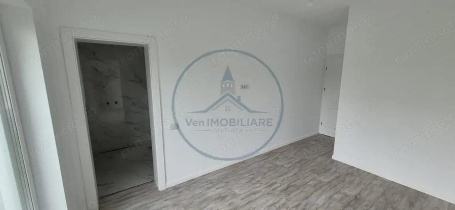 Casă cu 4 camere cu Teren 500 Mp în Central