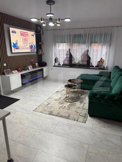 Casa moderna de vanzare individuala in Izvor, complet mobilata si utilata! - 2