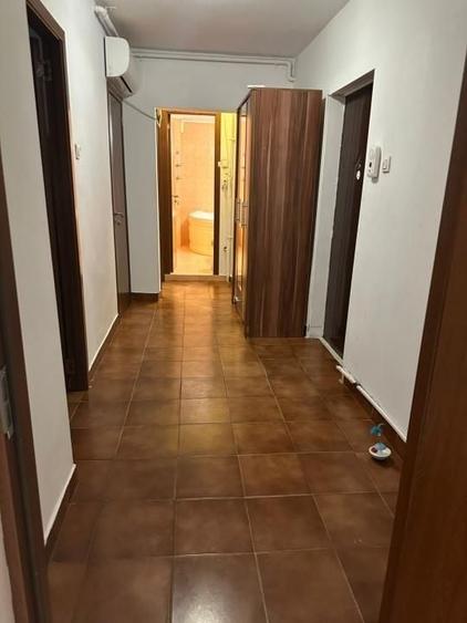 Apartament cu 2 camere decomandat, mobilat în Vitan