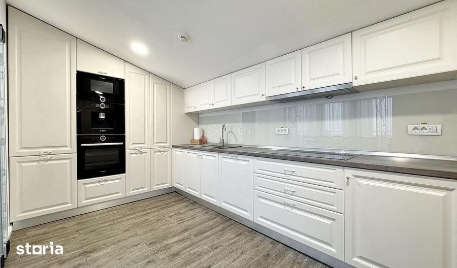 Apartament cu 5 camere în Central