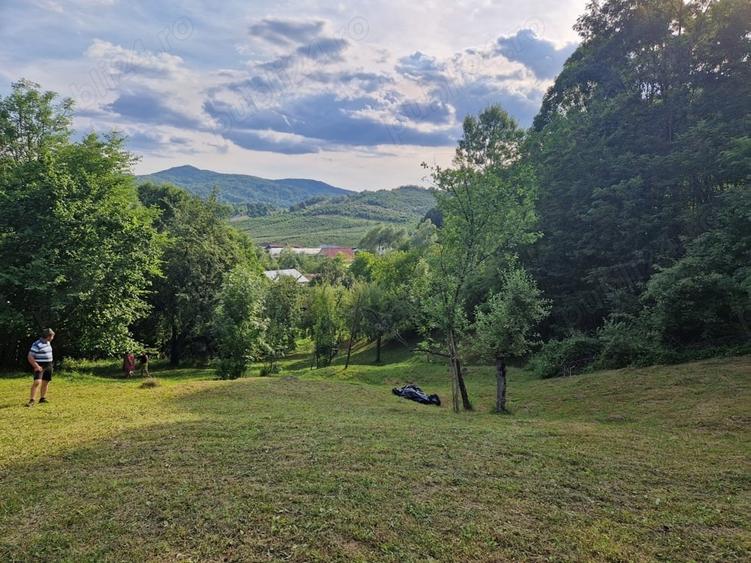 Teren de 20000 mp, în Central