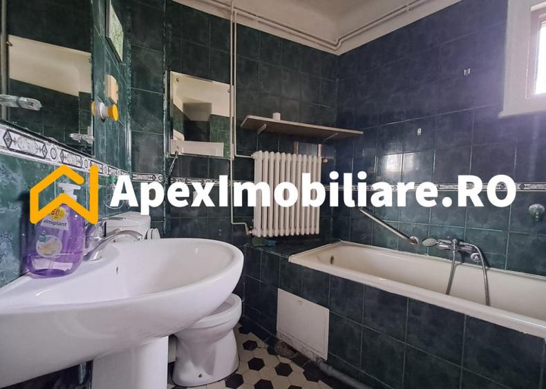 Apartament cu 2 camere semidecomandat, mobilat în Armeneasca