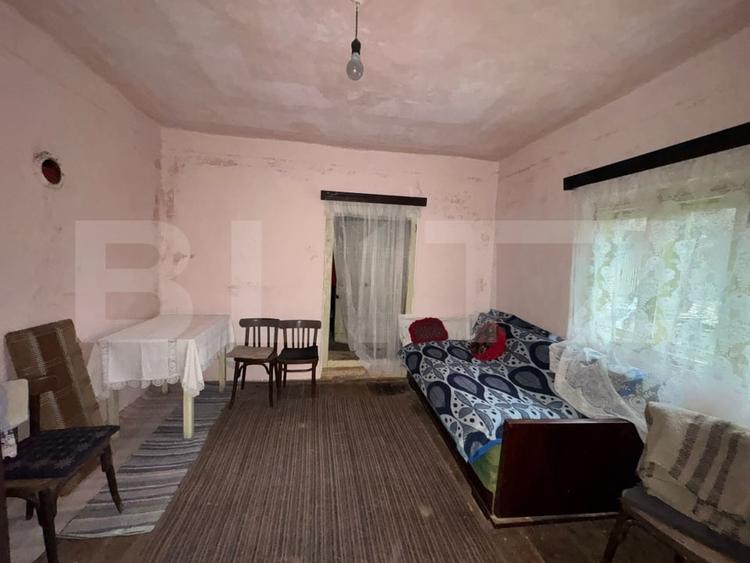 Casă individuală cu 3 camere cu Teren 489 Mp în Brad