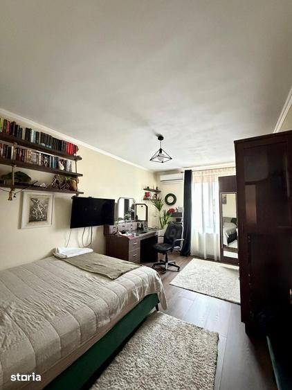 Casă cu 5 camere cu Teren 704 Mp în Titulescu