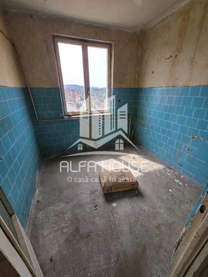 Apartament cu 2 camere decomandat în Govândari