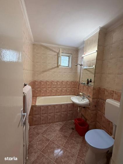 Apartament cu 2 camere în Micro 16