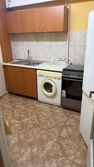 Apartament cu 2 camere decomandat în Mărăști