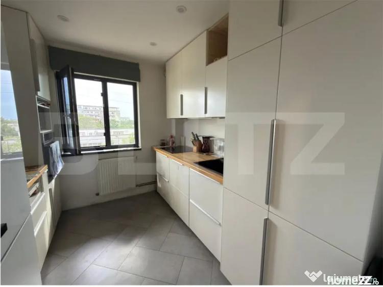 Apartament cu 3 camere decomandat în Nord