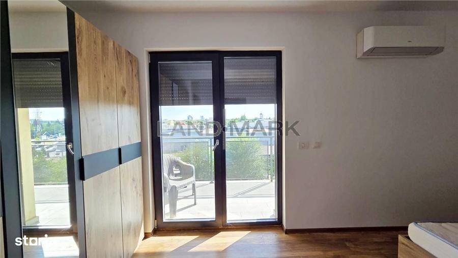 Apartament cu 3 camere decomandat în Dumbrăvița