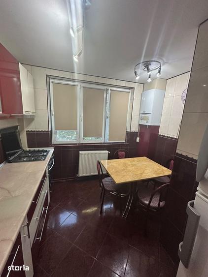 Apartament cu 4 camere în Titan