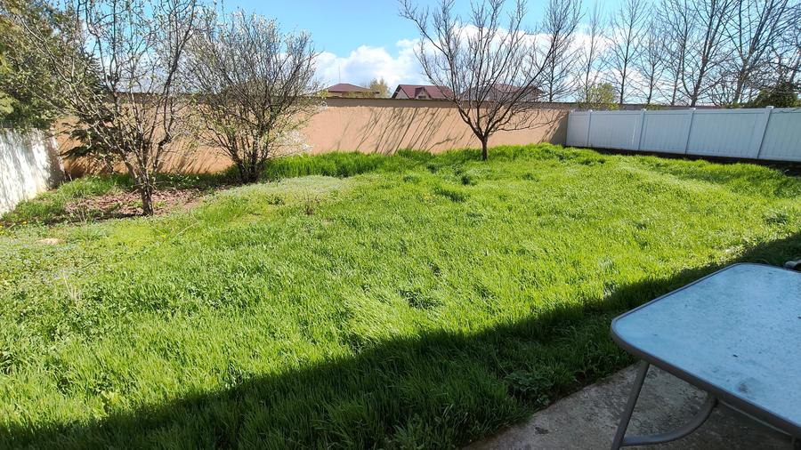 Casă individuală cu 6 camere cu Canalizare în Glina