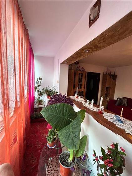 Apartament cu 2 camere semidecomandat în Moroasa 1