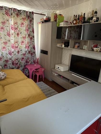 Apartament cu 2 camere decomandat în Jitaru